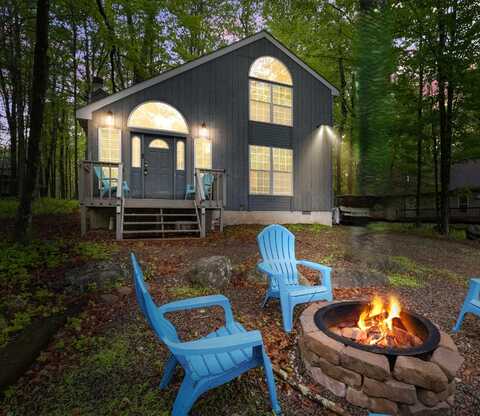203 Wyomissing Drive, Pocono Lake, PA 18347