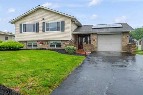 1154 Sunrise Lane, Slatington, PA 18080