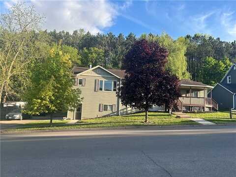 423 Maple Street, Glenwood City, WI 54013
