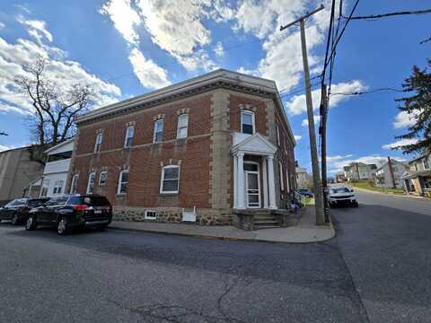 700 Pennsylvania Avenue, Bangor, PA 18013
