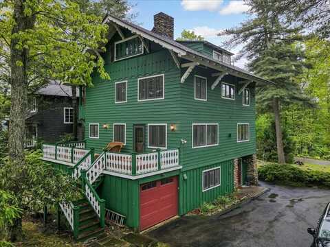 119 Falls Drive, Buck Hill Falls, PA 18323