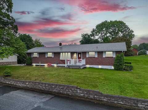 20 Cleveland Avenue, East Bangor, PA 18013
