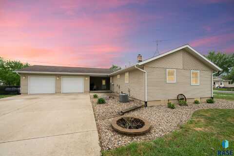 350 W Maple St, Edgerton, MN 56128