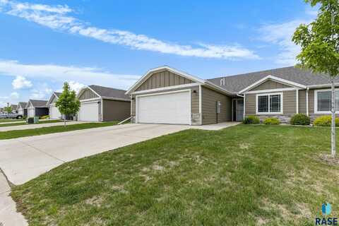 6702 W Gresford Pl, Sioux Falls, SD 57106