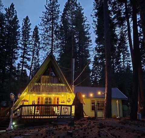 445 Cedar Circle, Lake Almanor, CA 96137