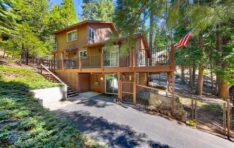 603 Lake Ridge Road, Lake Almanor, CA 96020