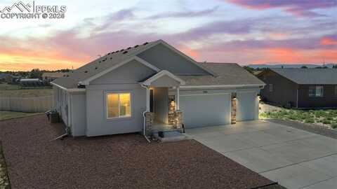 386 E Larchmont Drive, Pueblo, CO 81007