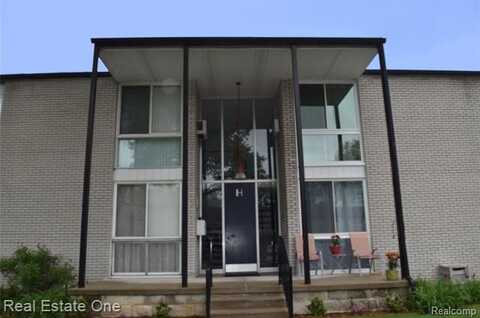 4030 W 13 Mile Road, Royal Oak, MI 48073