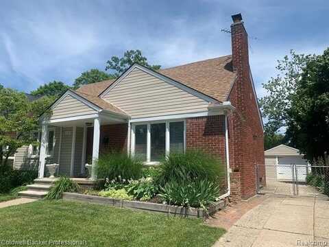 2645 Buckingham Avenue, Birmingham, MI 48009