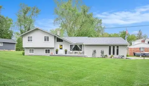 3488 Hilton Estates Drive, Brighton, MI 48114