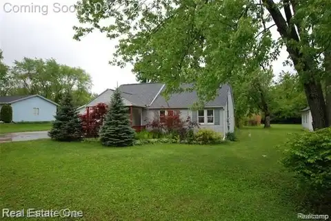 5399 BROBECK Street, Flint, MI 48532
