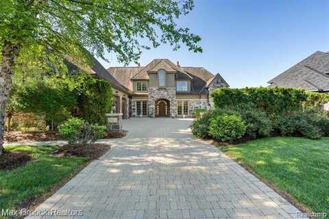 2921 Turtle Pond Court, Bloomfield Hills, MI 48302
