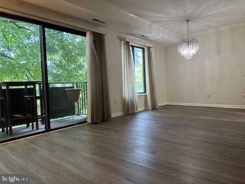 6001 ARLINGTON BOULEVARD, FALLS CHURCH, VA 22044