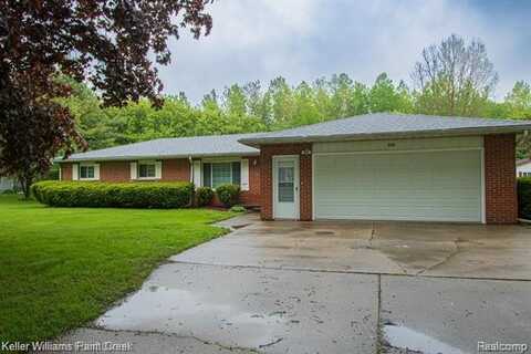 1220 Farnsworth Road, Lapeer, MI 48446