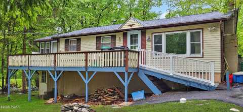 109 Autumn Road, Dingmans Ferry, PA 18328