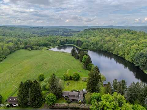 105 Grimms Road, Honesdale, PA 18431