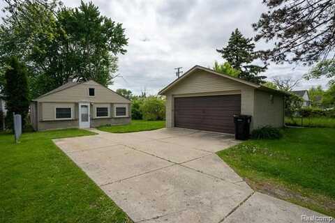 26640 Pattow Street, Roseville, MI 48066