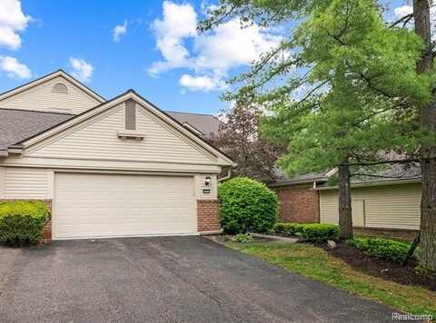 6943 Pebble Park Circle, West Bloomfield, MI 48322
