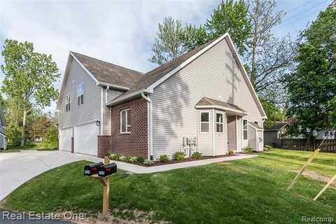 527 INDIAN OAKS Drive, Howell, MI 48843