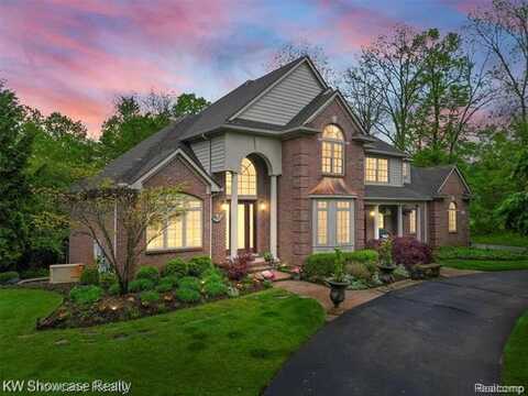 320 N BERKSHIRE Road, Bloomfield Hills, MI 48302