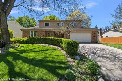 25455 BUCKMINSTER Drive, Novi, MI 48375