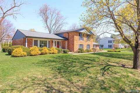 2960 Timberwyck Trail Drive, Troy, MI 48098