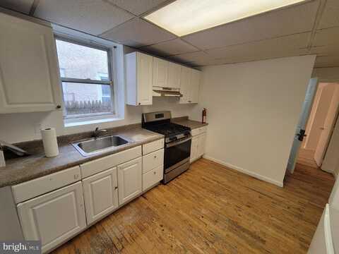 23 E CHESTNUT STREET, NORRISTOWN, PA 19401