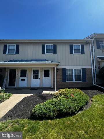 17 DERRY DRIVE, NORTH WALES, PA 19454