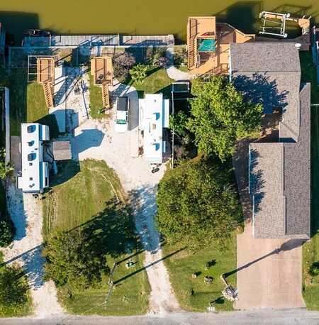 814 RATTLESNAKE POINT RD, ROCKPORT, TX 78382