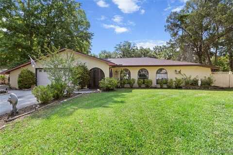 22 Palm Circle Drive, Inglis, FL 34449