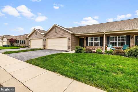 141 PALOMINO WAY, RED LION, PA 17356