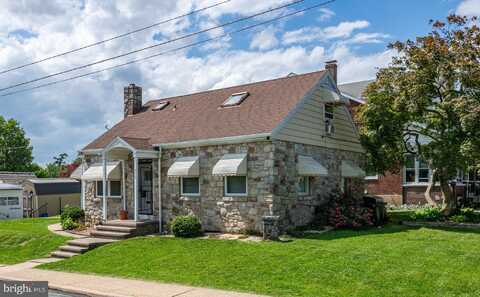 935 GROVE STREET, READING, PA 19605
