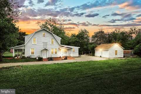 725 MOUNT HERMAN BOULEVARD, YORK, PA 17406