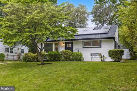 319 E RUDDEROW AVENUE, MAPLE SHADE, NJ 08052