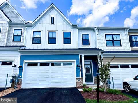 18989 CORAL REEF SQUARE, LEESBURG, VA 20176