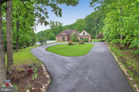 25 MARINER COURT, RIDGELEY, WV 26753