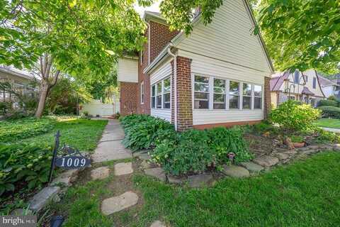 1009 BELFIELD AVENUE, DREXEL HILL, PA 19026