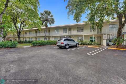 2518 Riverside Dr, Coral Springs, FL 33065
