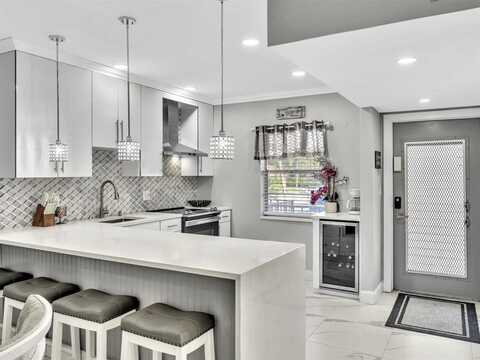 371 NW 76th Ave, Margate, FL 33063