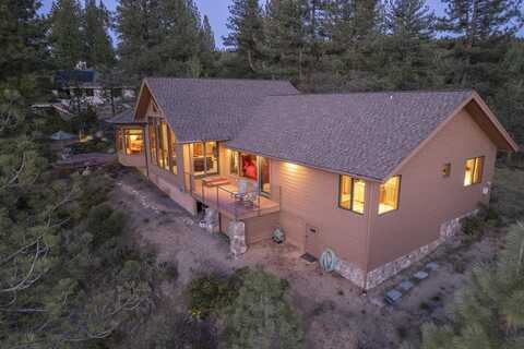 402 Falling Water, Clio, CA 96106