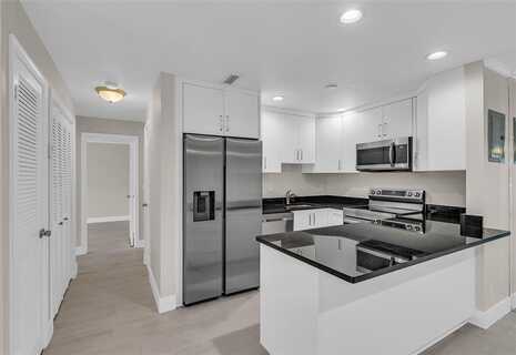 6319 Bay Club Dr, Fort Lauderdale, FL 33308