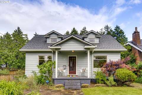 7154 N GREELEY AVE, Portland, OR 97217