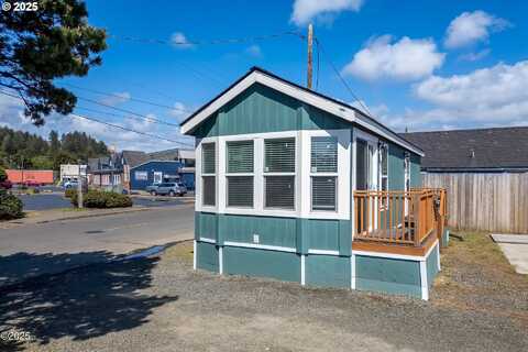 1015 SW 51st ST, Lincoln City, OR 97367
