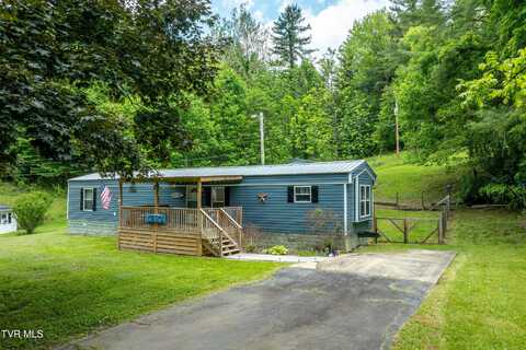 481 Fox Hollow Hollow, Mountain City, TN 37683