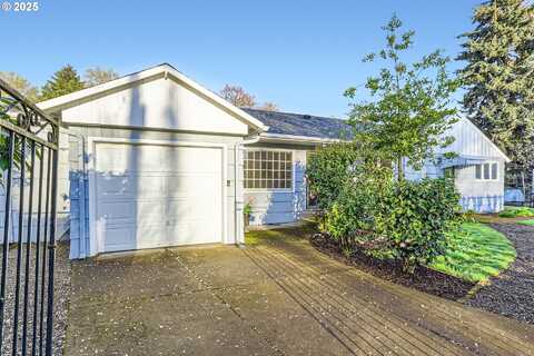 5025 NE COUCH ST, Portland, OR 97213