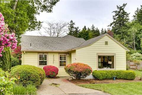 5818 SW BOUNDARY ST, Portland, OR 97221