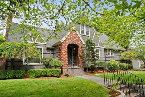 6011 NE THOMPSON ST, Portland, OR 97213
