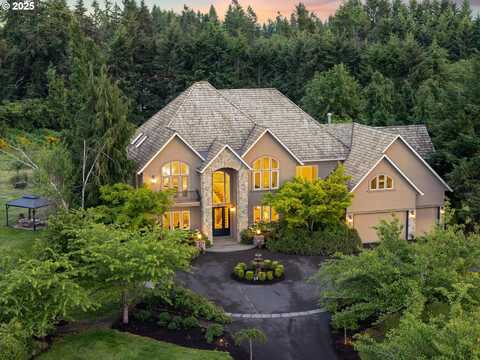 23720 SW STAFFORD HILL DR, West Linn, OR 97068