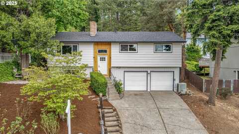 6423 SE HULL AVE, Milwaukie, OR 97267