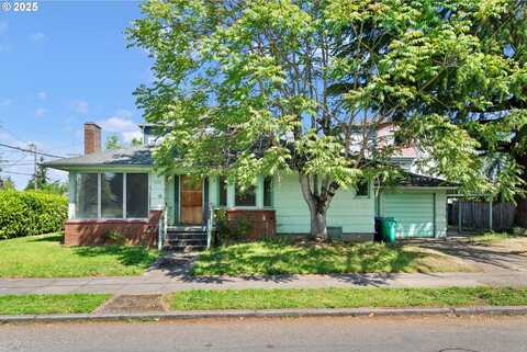 5205 SE GLADSTONE ST, Portland, OR 97206
